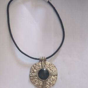 Elegant Silver and Black Pendant Necklace